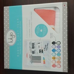 Baby's first year, 1 muslin blanket and 14 milestones in Box